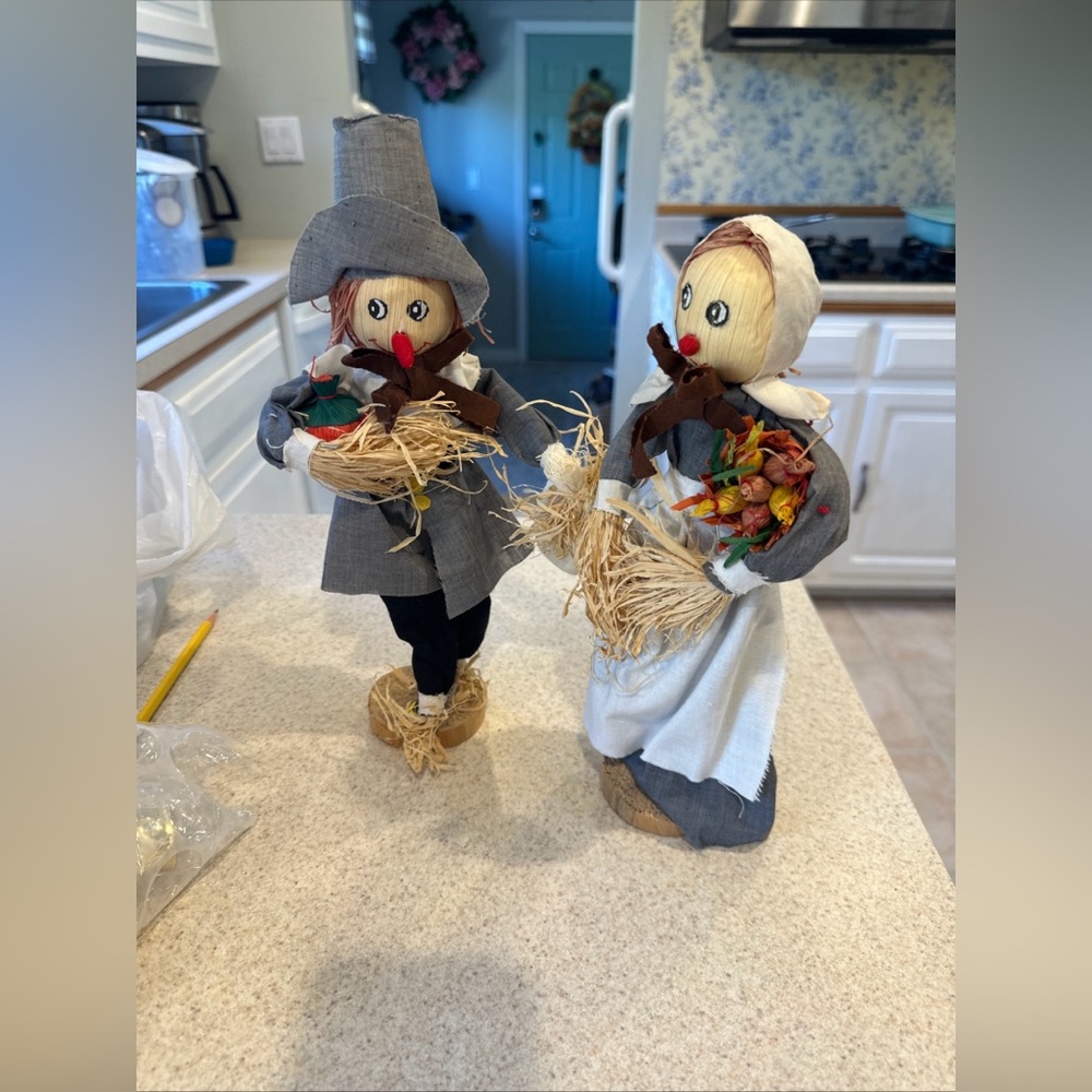 Thanksgiving decor, Handmade Cornhusker Pilgrim figures 11 in & 13 in tall